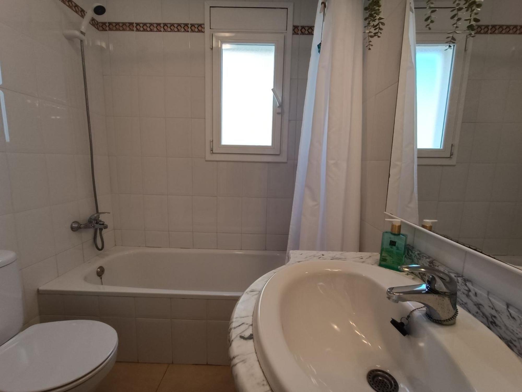 Alosas 8 * Calafat